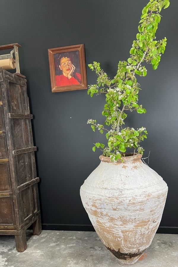 White Antique Enez Pot