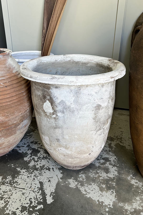 Indonesian Extra Large White Planter