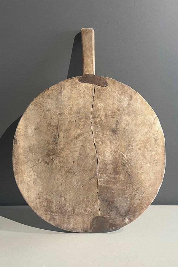 Large Circular Rustic Chopping Board