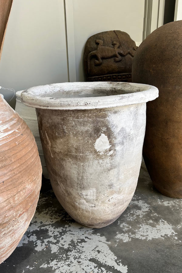 Indonesian Extra Large White Planter