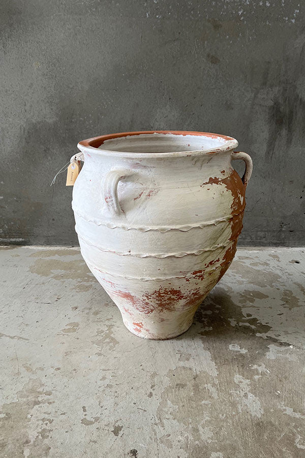 4-Handled Dagar Planter