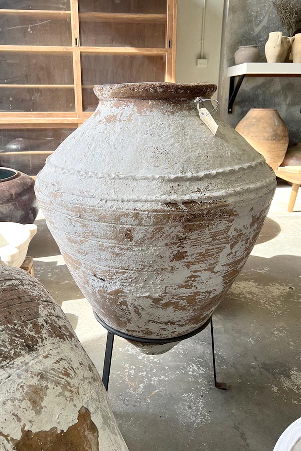 White Antique Enez Pot