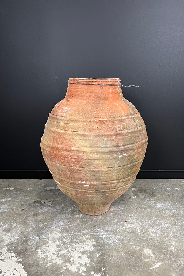 Detailed Curved Terracotta Odemis Pot