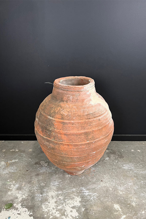 Detailed Curved Terracotta Odemis Pot